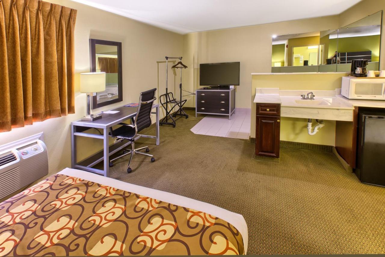 Country Hearth Inn Of Knightdale Extérieur photo